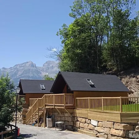 אתר קמפינג Panticosa Lodge