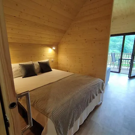 אתר קמפינג Panticosa Lodge פנטיקוסה