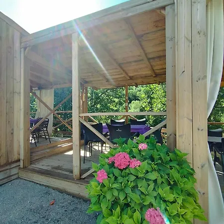 אתר קמפינג Panticosa Lodge