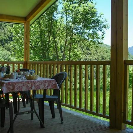 Panticosa Lodge אתר קמפינג פנטיקוסה