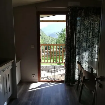 Panticosa Lodge אתר קמפינג *