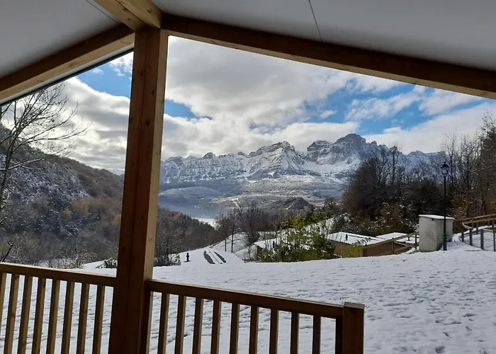 Panticosa Lodge Camping *