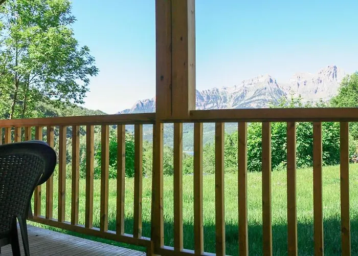 Camping Panticosa Lodge *