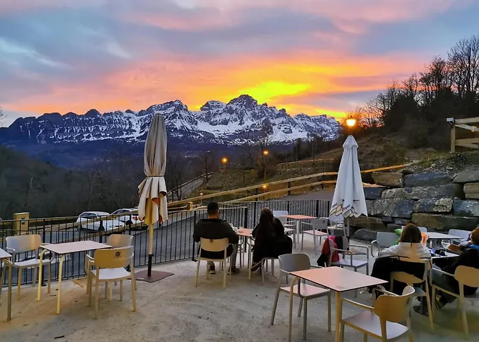 Panticosa Lodge Camping *